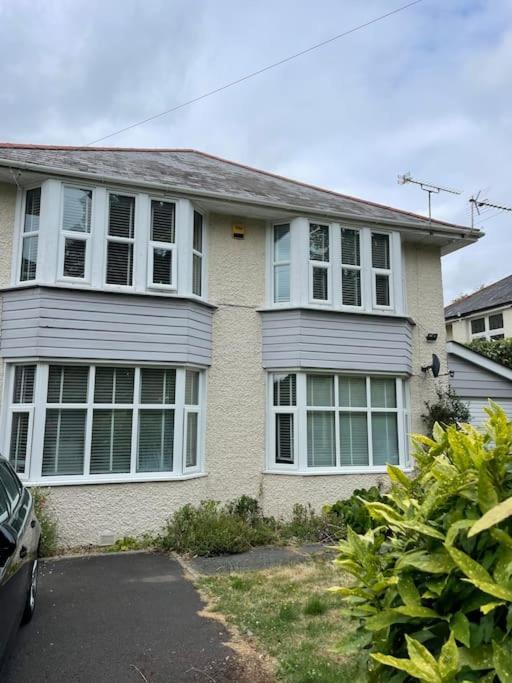 Ferienwohnung Modern 2 Bed Flat W Parking, Dog Friendly, Central Bournemouth Exterior foto