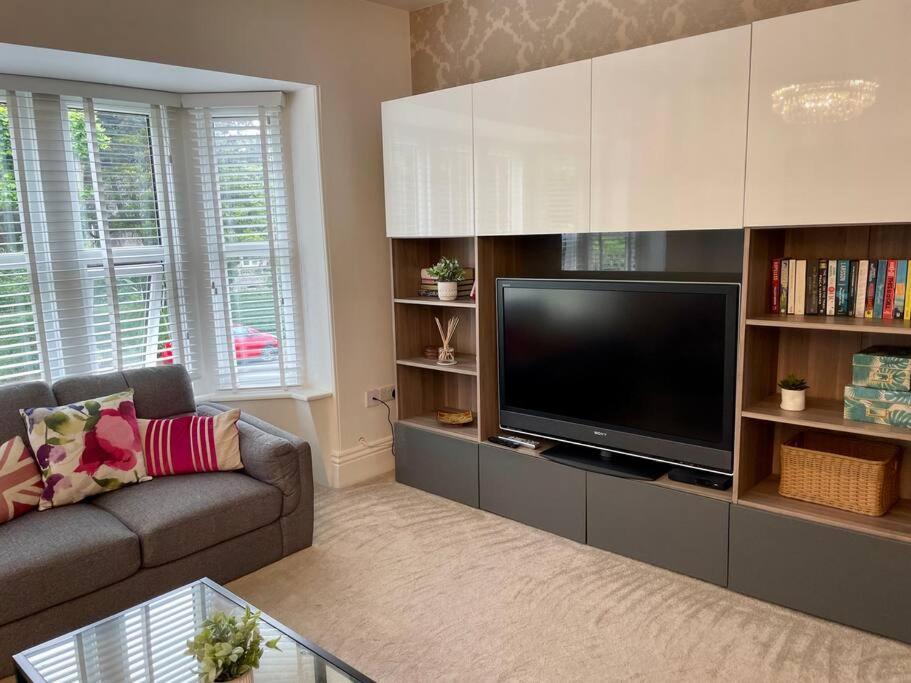 Modern 2 Bed Flat W Parking, Dog Friendly, Central Bournemouth Exterior foto